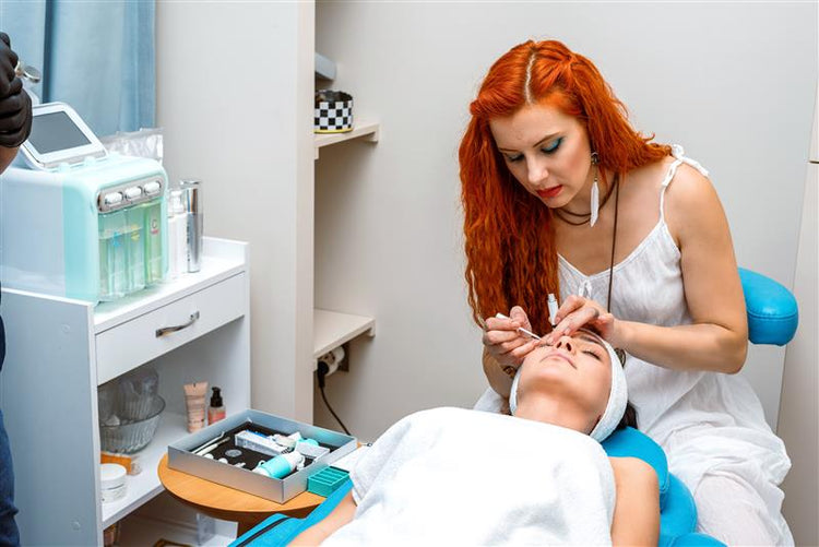 How Social Media Can Help Beauty Therapists Grow Their Business